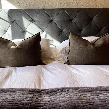 Serene 3br With Premier Access 아파트 *