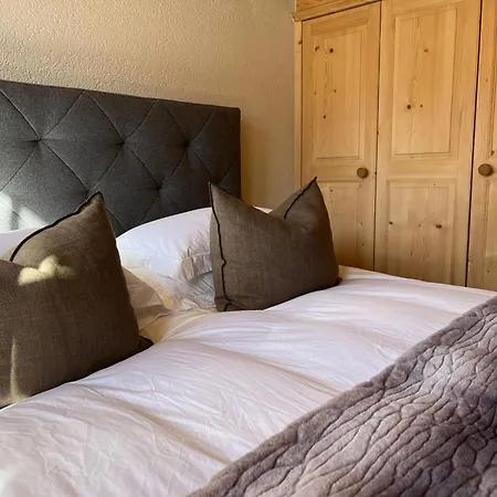 Serene 3br With Premier Access Gsteig